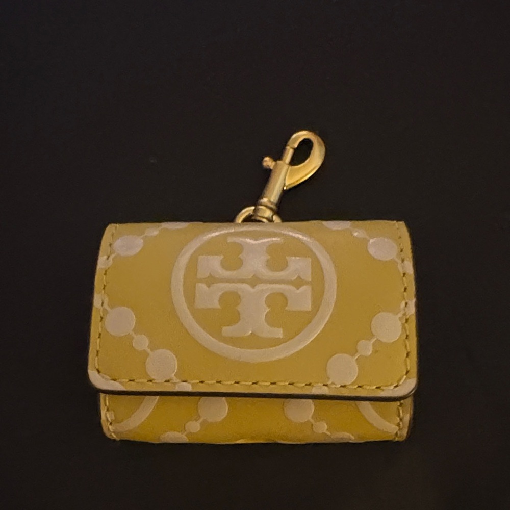Tory Burch Yellow and White Patterned Keychain AirPod Case - PRICE IS FIRM.